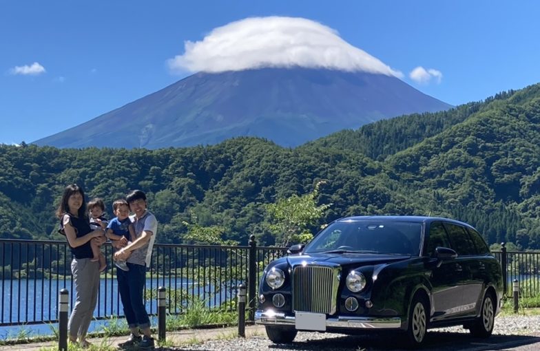 Mitsuoka Ryugi : une Toyota Corolla à la British Touch