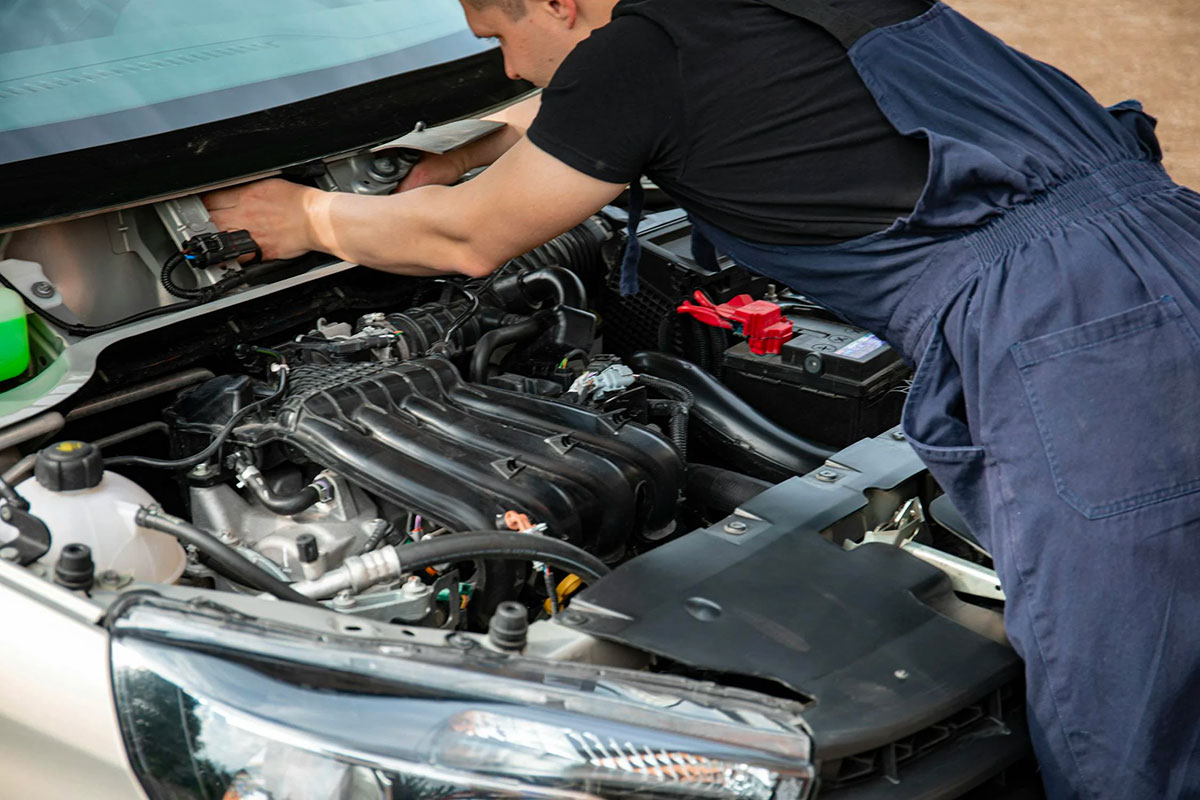 L’entretien automobile : pourquoi et comment bien préparer votre véhicule pour l’été